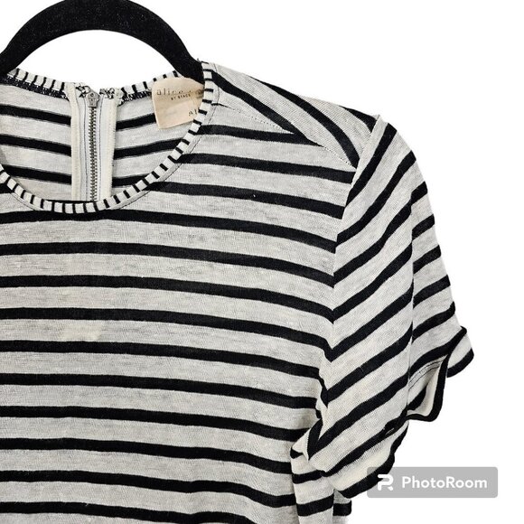 Alice + Olivia by Stacey Bendet Striped Short Sleeve Linen Blend Shift Dress - Picture 5 of 9